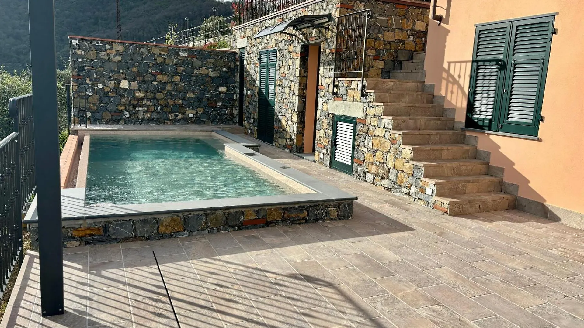 Villa Nina Moneglia 0*,